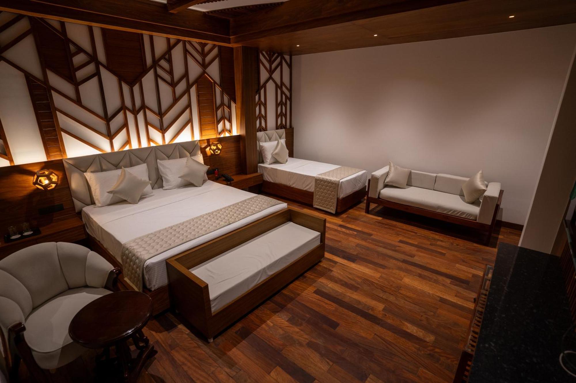 The Eden Hotel พอร์ตแบลร์ ภายนอก รูปภาพ