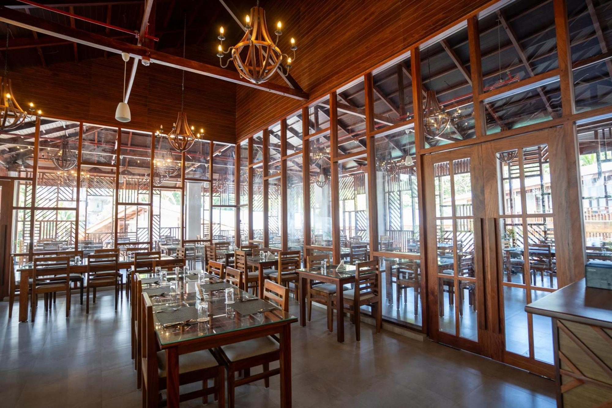 The Eden Hotel พอร์ตแบลร์ ภายนอก รูปภาพ