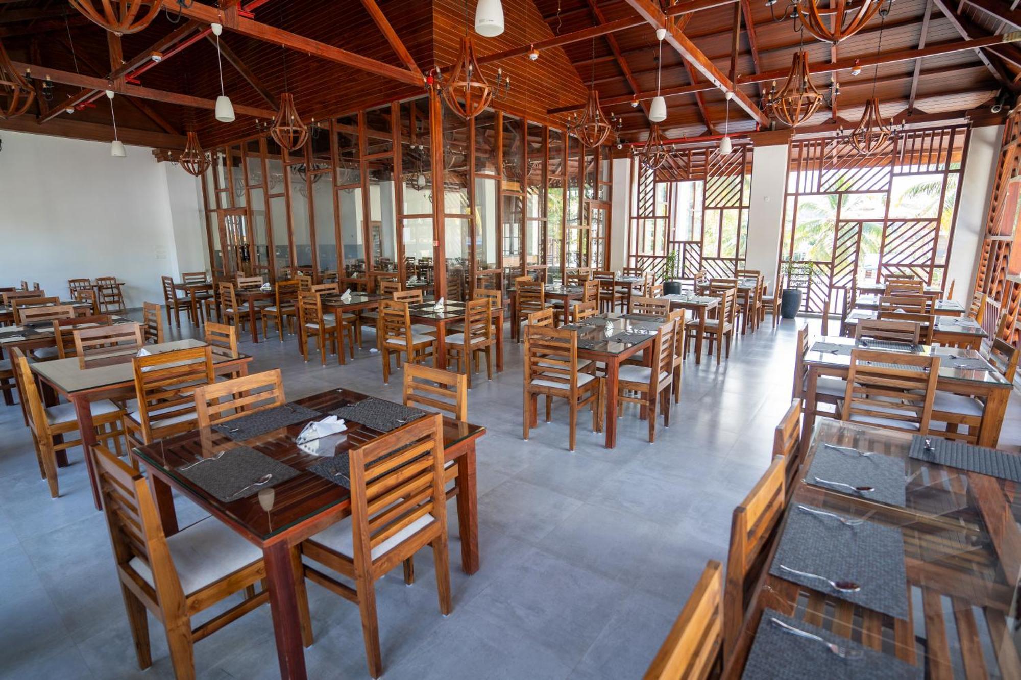 The Eden Hotel พอร์ตแบลร์ ภายนอก รูปภาพ